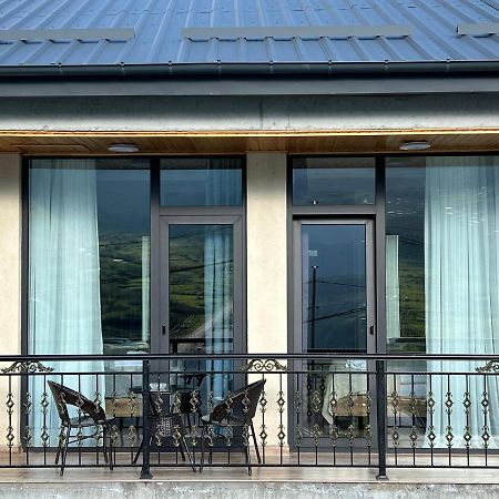 Highland Kazbegi Hotel Exterior photo