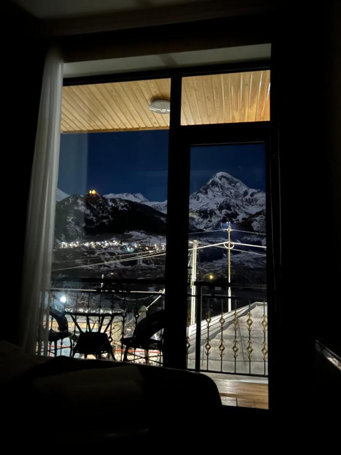 Highland Kazbegi Hotel Exterior photo